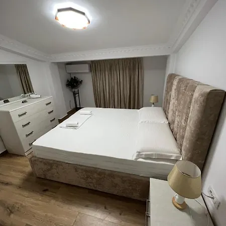 House Center 3 * Elbasan