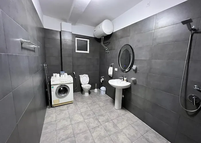 House Center 3 爱尔巴桑