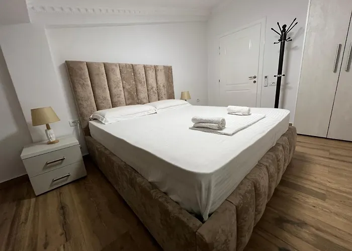 Apartament House Center 3